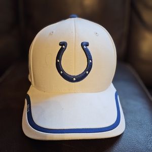 NWT Indianapolis Colts STRUCTURED ADJUSTABLE HAT OSFA NFL.  007